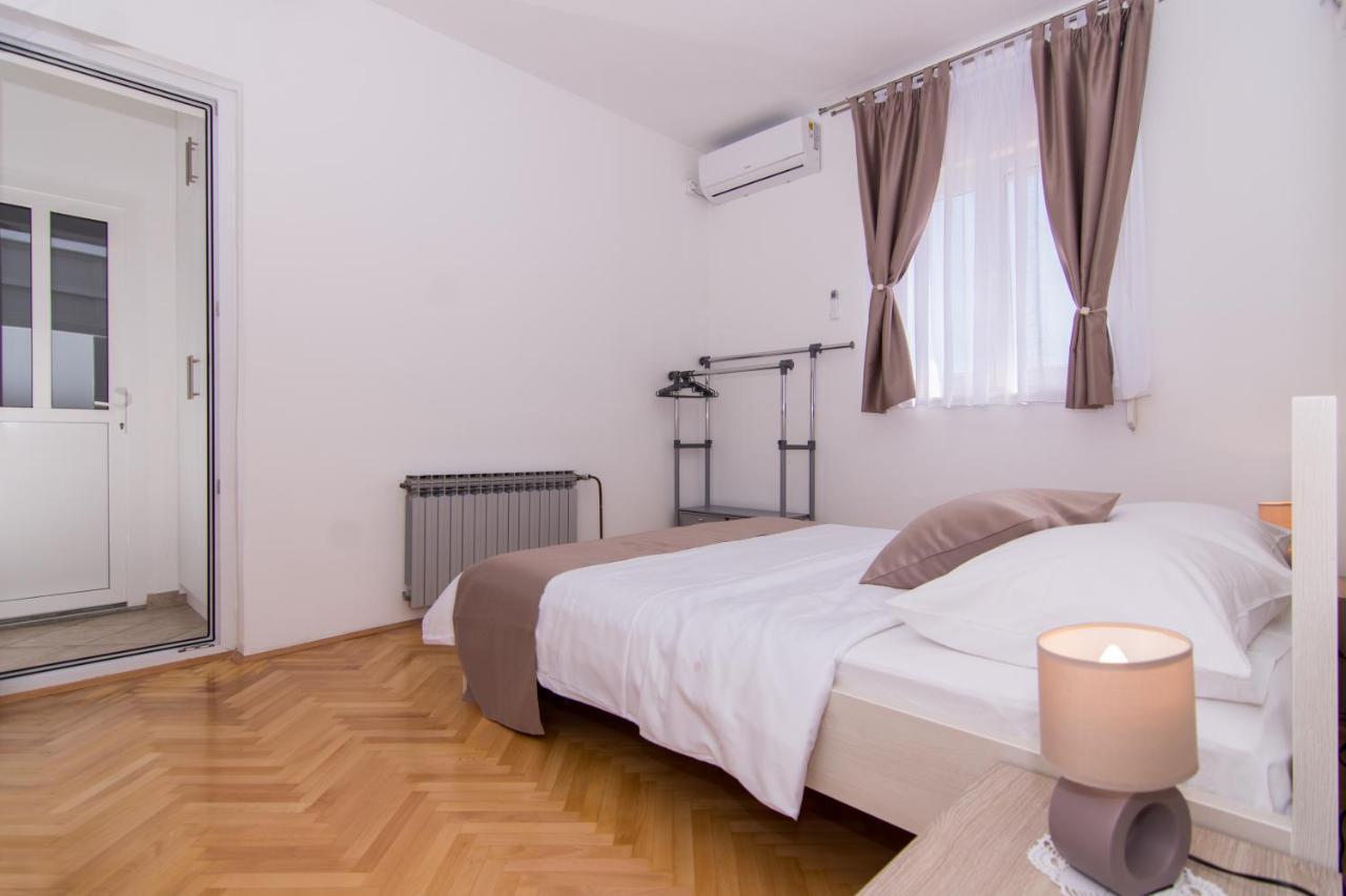 Apartmani Mlacic Donji Okrug (Ciovo) Exterior foto